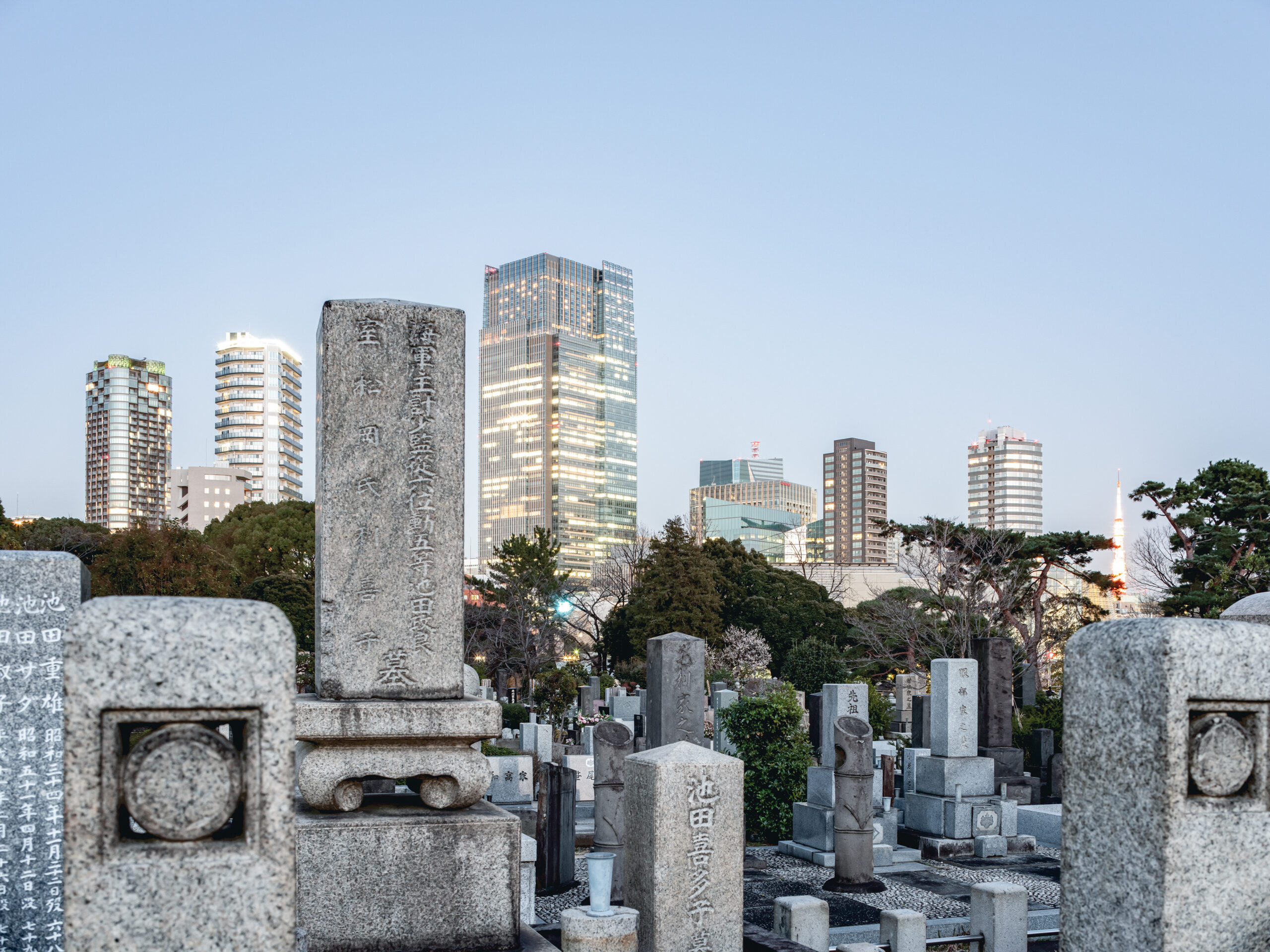 asian dusk, the empire of light, [(c)Maximilian Gottwald]